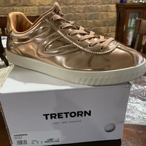 Women’s Tretorn Leather Tennis Shoes